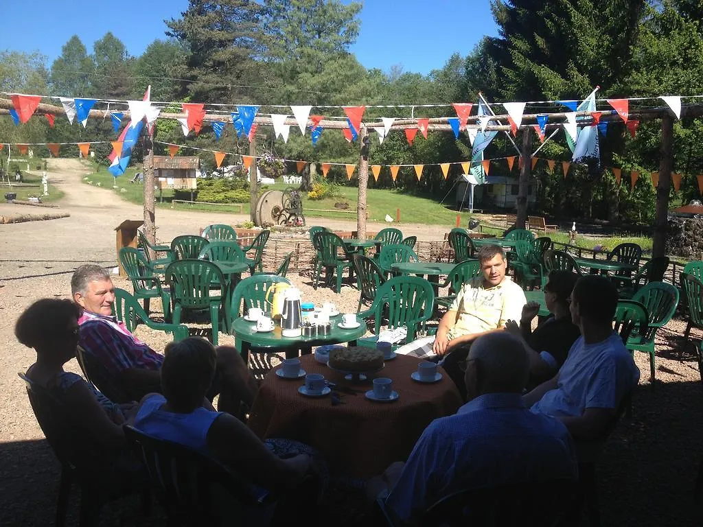 Le Paradou Camping & Gites Villa Saint-Priest-la-Prugne France
