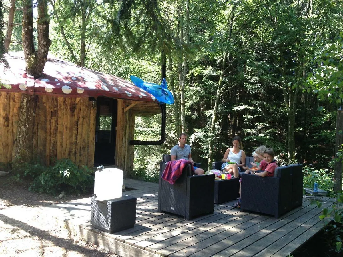 Le Paradou Camping & Gites Villa Saint-Priest-la-Prugne